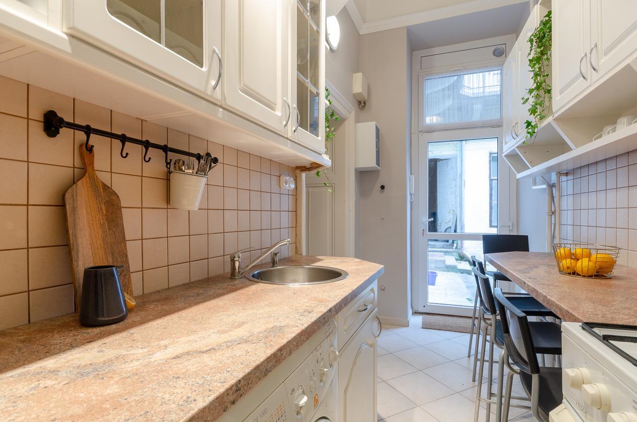 Savory Apartments Budapest Bagian luar foto