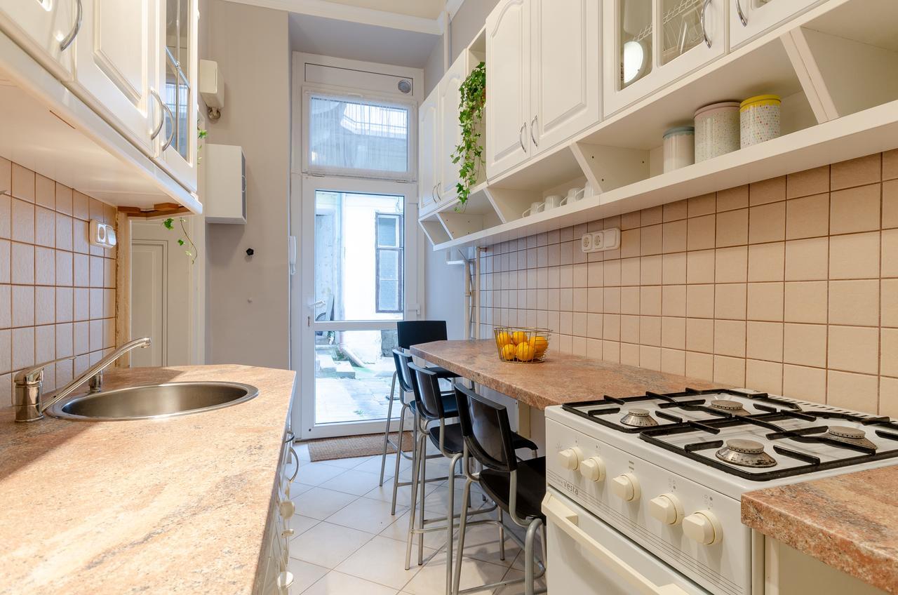 Savory Apartments Budapest Bagian luar foto